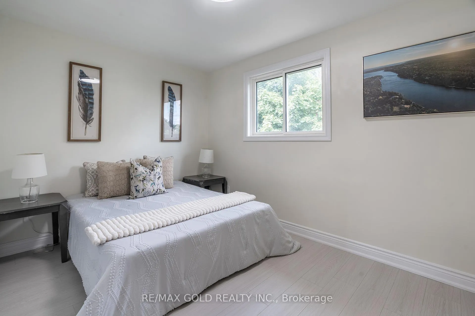 Photo 29 of 384 Westwood Drive, Kitchener — HOMEH