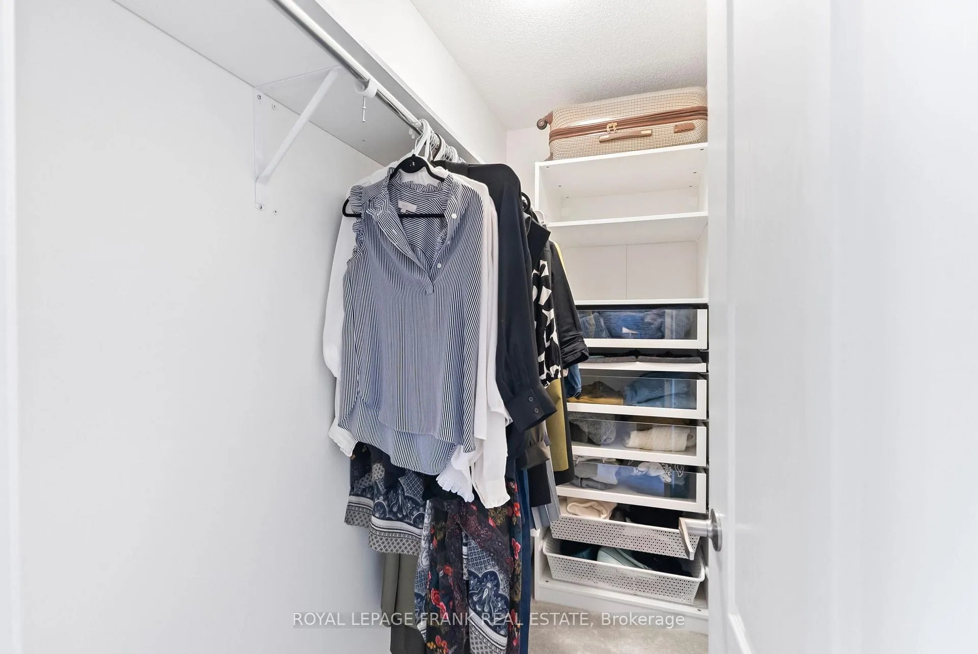 Photo 23 of 128 Symington Avenue, Oshawa, Windfields — HOMEH