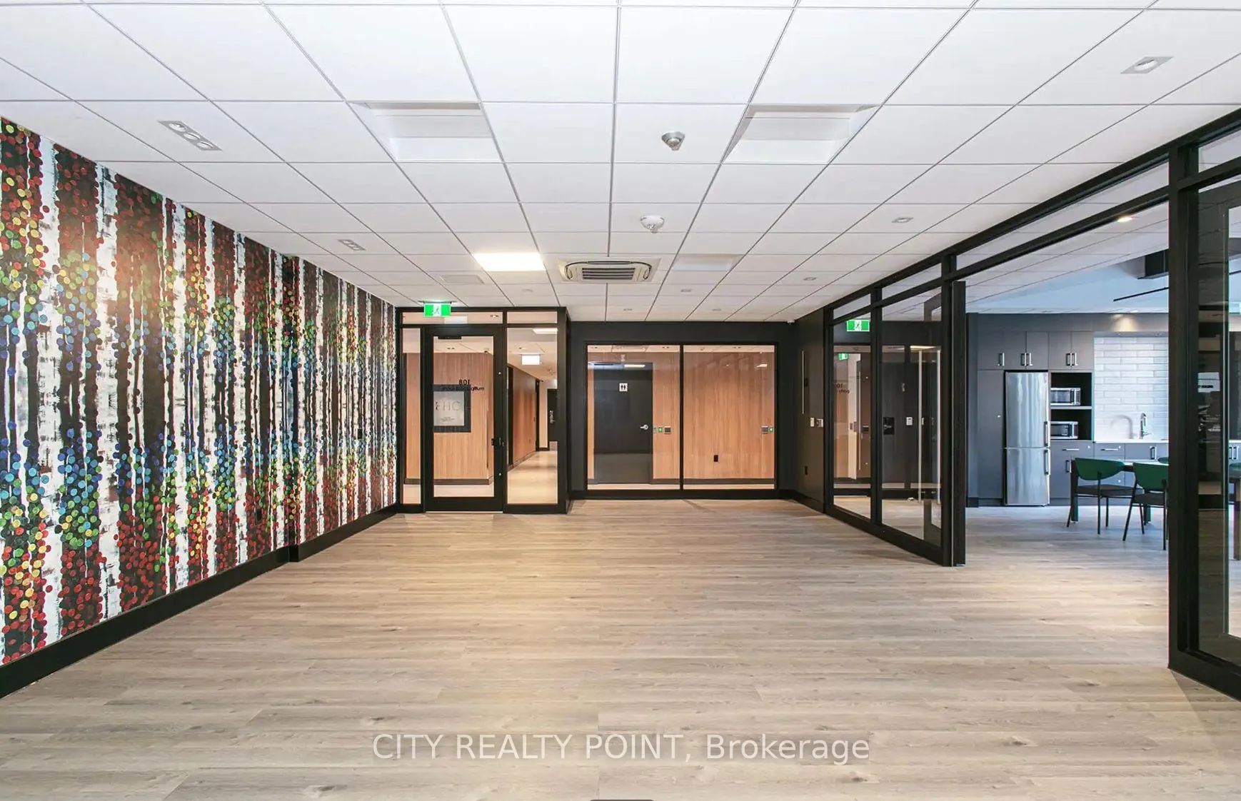 Photo 15 of Unit 2503, 33 Isabella Street, Toronto, Church-Yonge Corridor — HOMEH