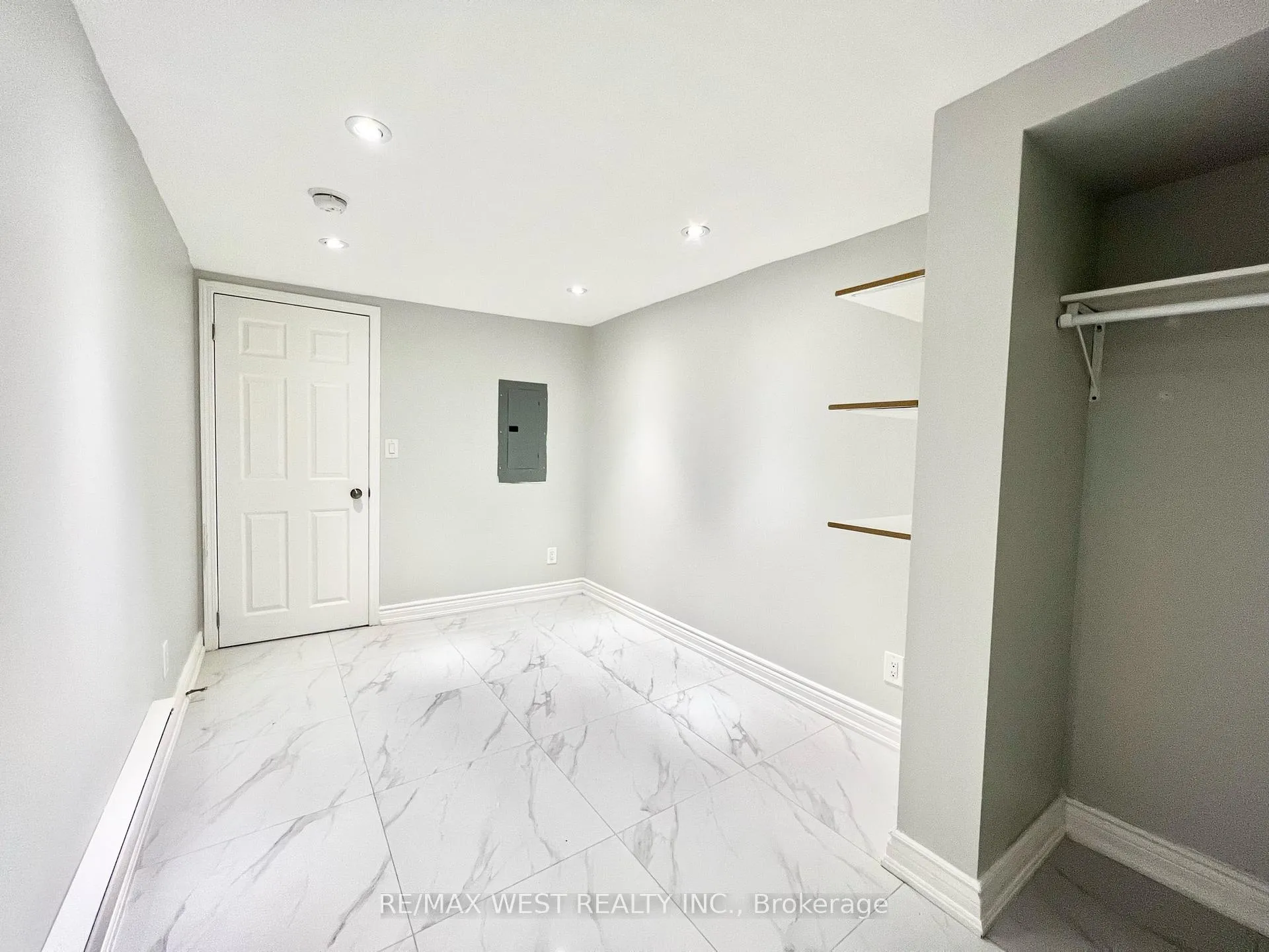 Photo 15 of Unit Lower, 1954 Danforth Avenue, Toronto, East End-Danforth — HOMEH