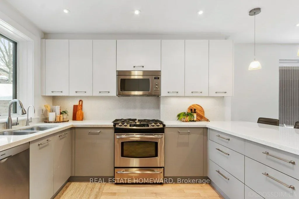 Photo 11 of 9 Bertmount Avenue, Toronto, South Riverdale — HOMEH