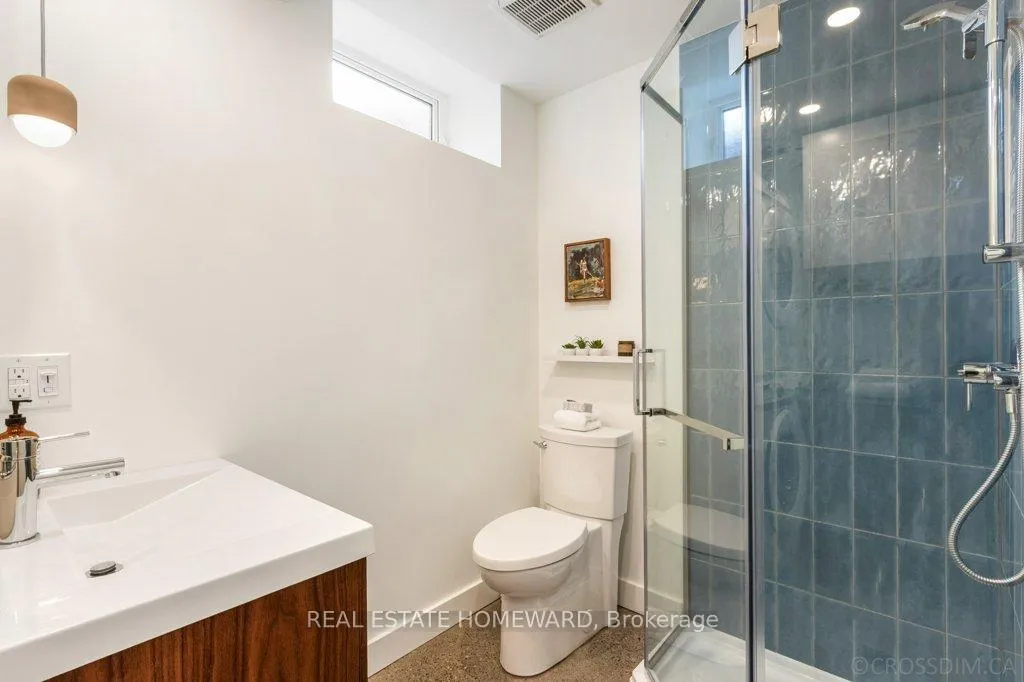 Photo 34 of 9 Bertmount Avenue, Toronto, South Riverdale — HOMEH