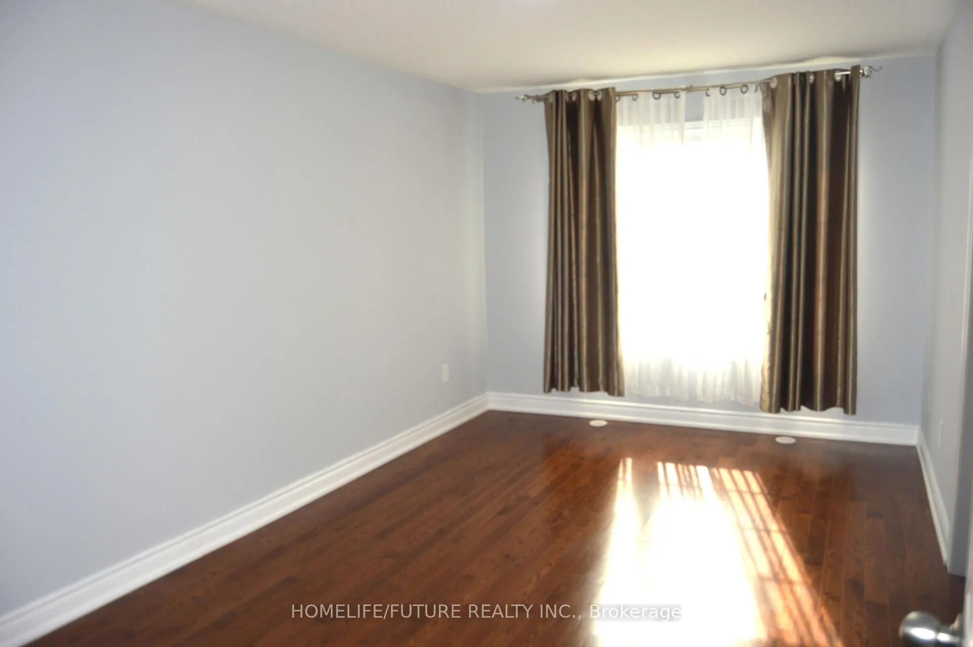 Photo 10 of 15 Sharbot Lane, Markham, Greensborough — HOMEH