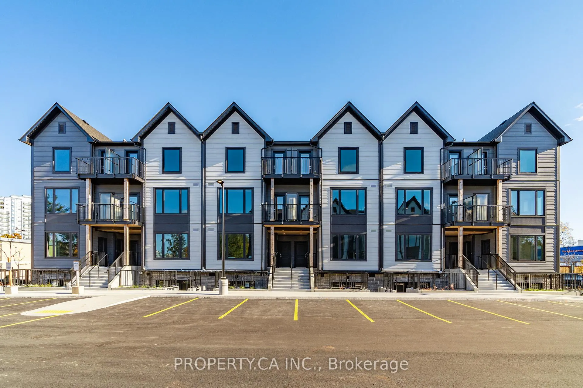 Photo 1 of Unit 111, 708 Woolwich Street, Guelph, Riverside Park — HOMEH