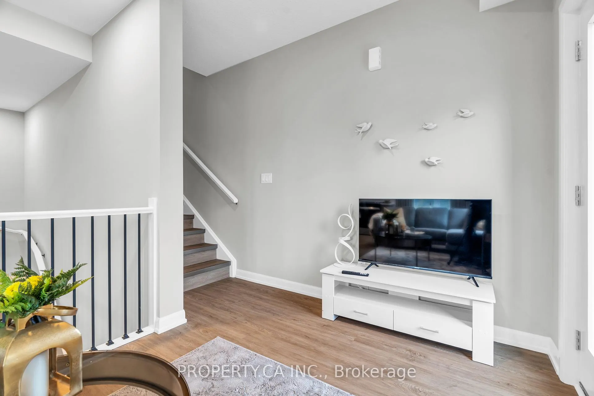 Photo 12 of Unit 111, 708 Woolwich Street, Guelph, Riverside Park — HOMEH
