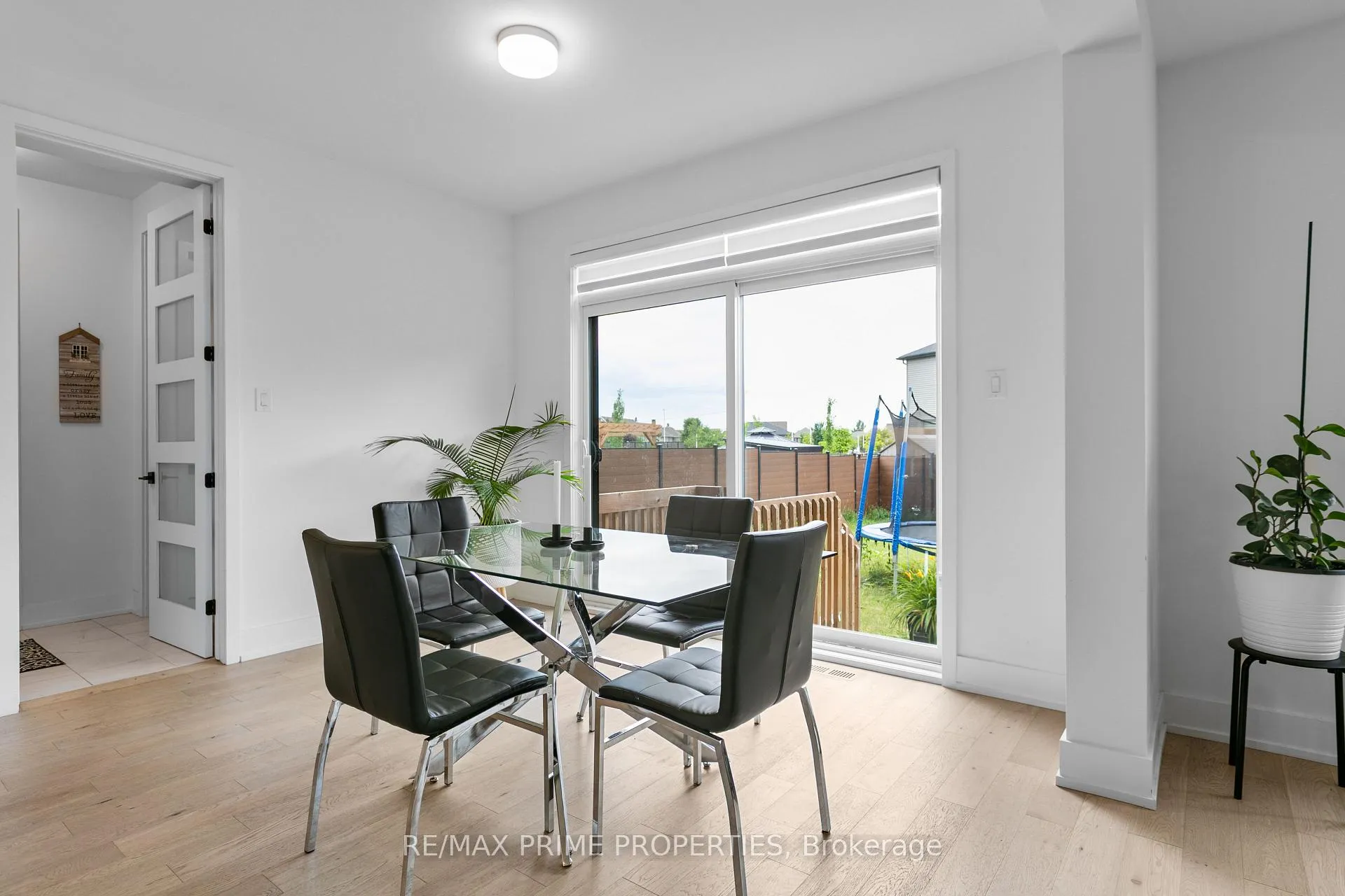 Photo 14 of 720 Fenwick Way, Ottawa, Barrhaven - Stonebridge — HOMEH