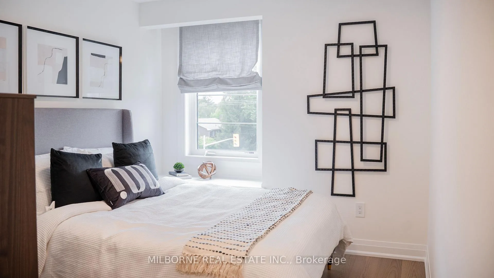 Photo 7 of 52 Fred Beaton Place, King, King City — HOMEH