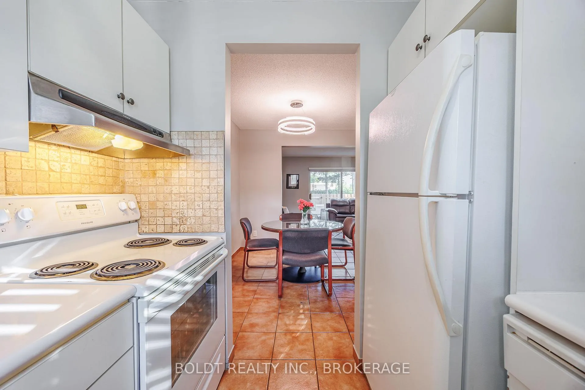 Photo 11 of Unit 27, 302 Vine Street, St. Catharines, Carlton/Bunting — HOMEH