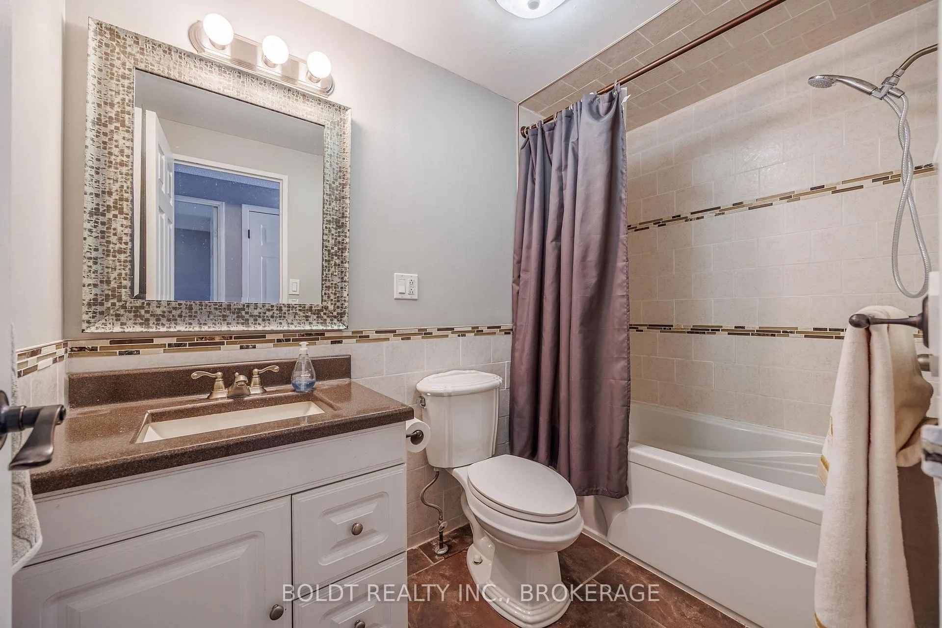 Photo 18 of Unit 27, 302 Vine Street, St. Catharines, Carlton/Bunting — HOMEH