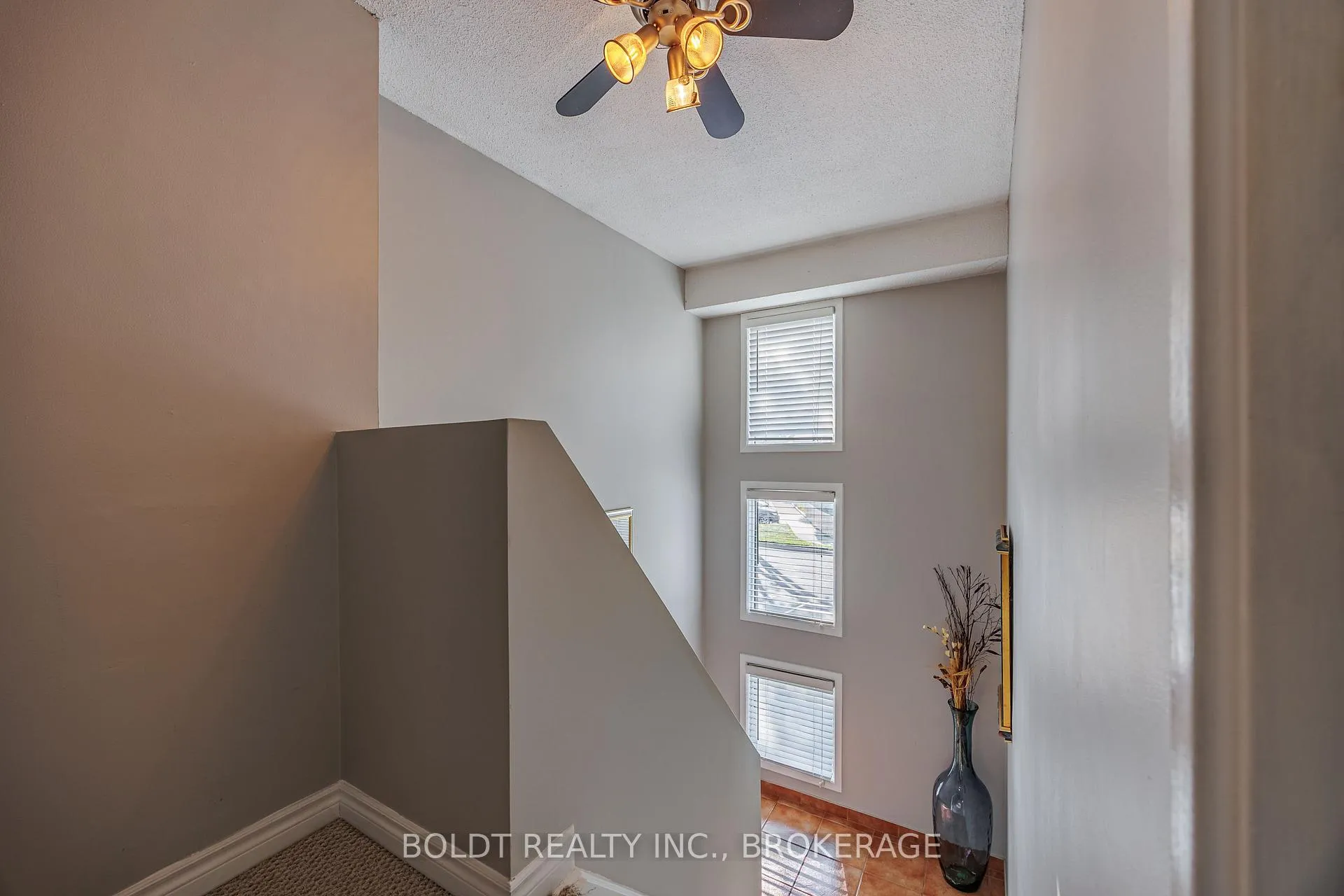Photo 19 of Unit 27, 302 Vine Street, St. Catharines, Carlton/Bunting — HOMEH