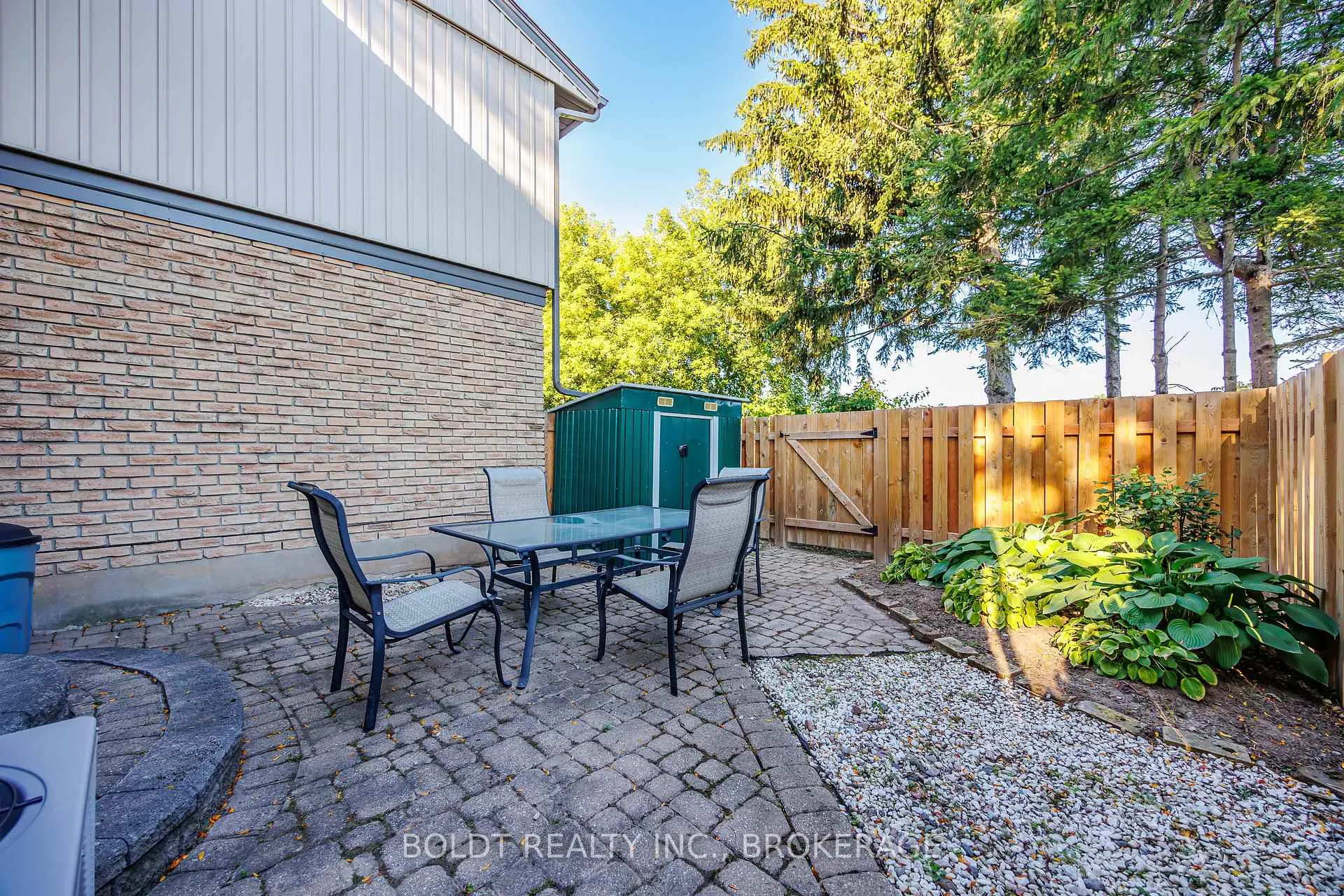 Photo 25 of Unit 27, 302 Vine Street, St. Catharines, Carlton/Bunting — HOMEH