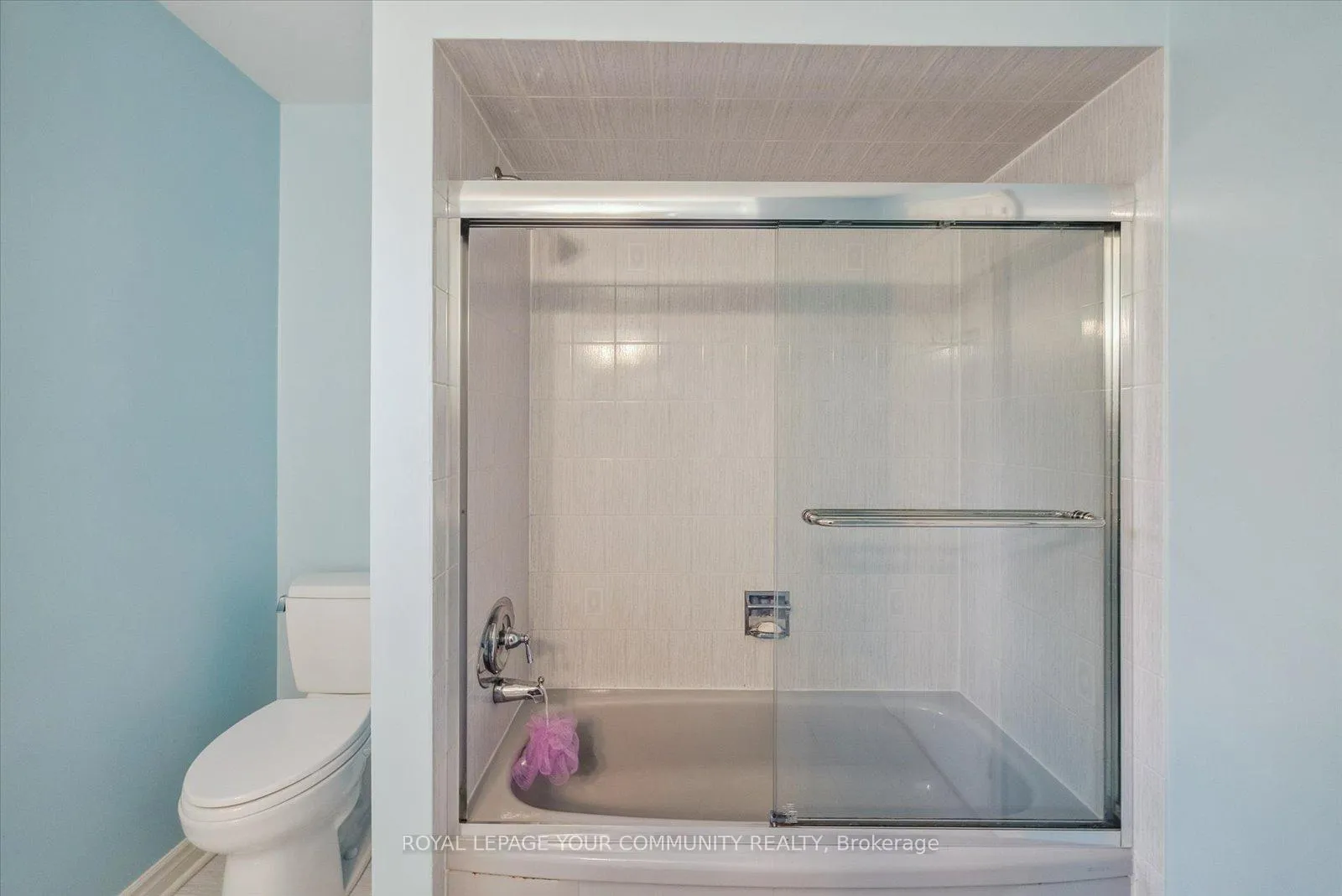 Photo 23 of 66 Palmerston Drive, Vaughan, Beverley Glen — HOMEH