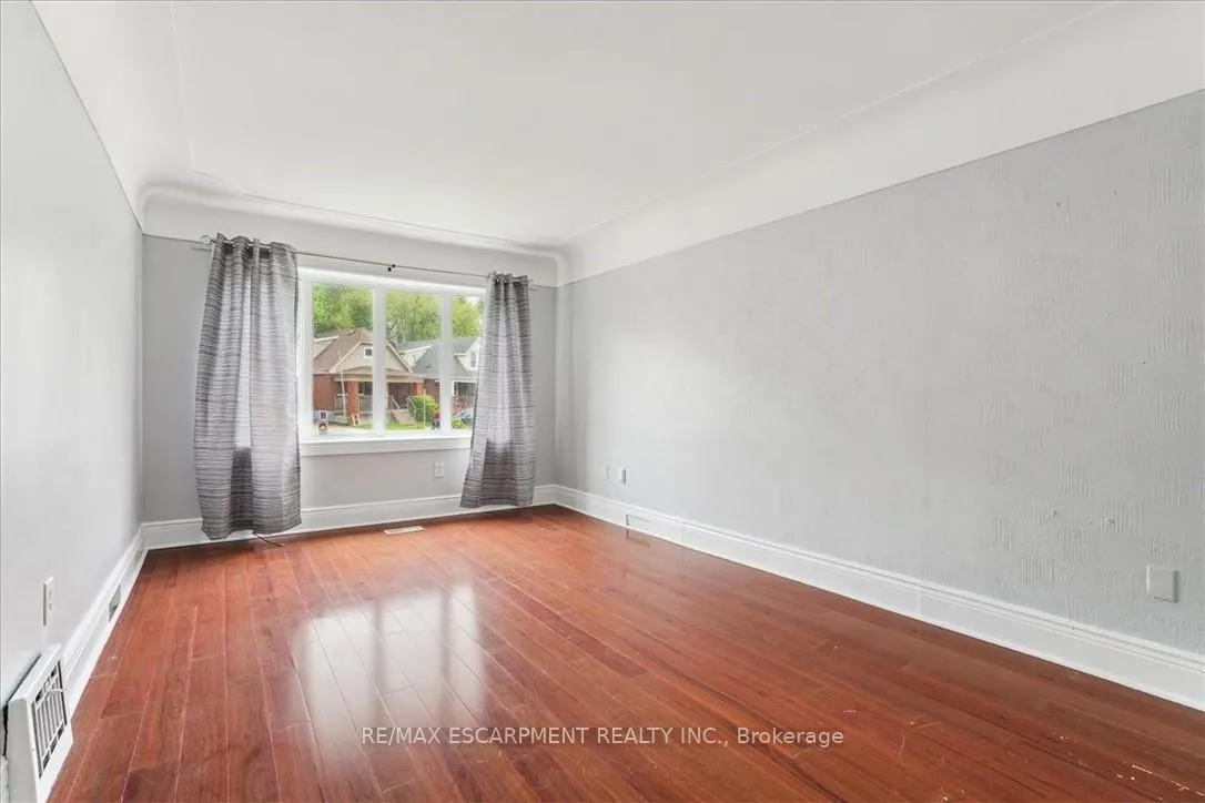 Photo 6 of 1160 King Street W, Hamilton, Westdale — HOMEH