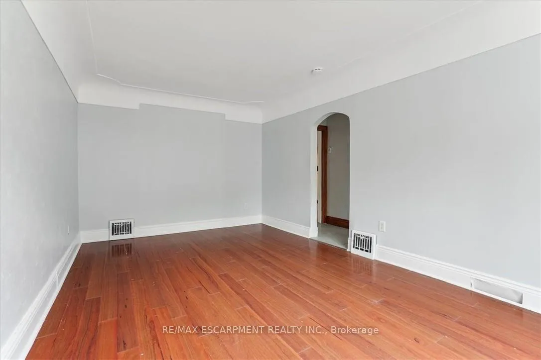 Photo 7 of 1160 King Street W, Hamilton, Westdale — HOMEH