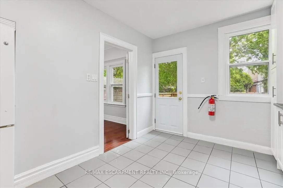 Photo 11 of 1160 King Street W, Hamilton, Westdale — HOMEH