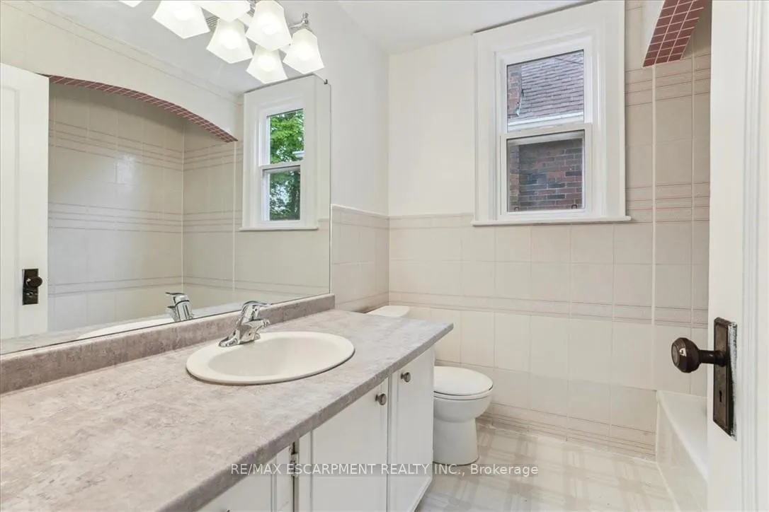 Photo 23 of 1160 King Street W, Hamilton, Westdale — HOMEH