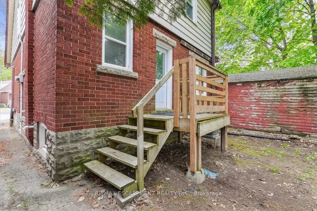 Photo 31 of 1160 King Street W, Hamilton, Westdale — HOMEH