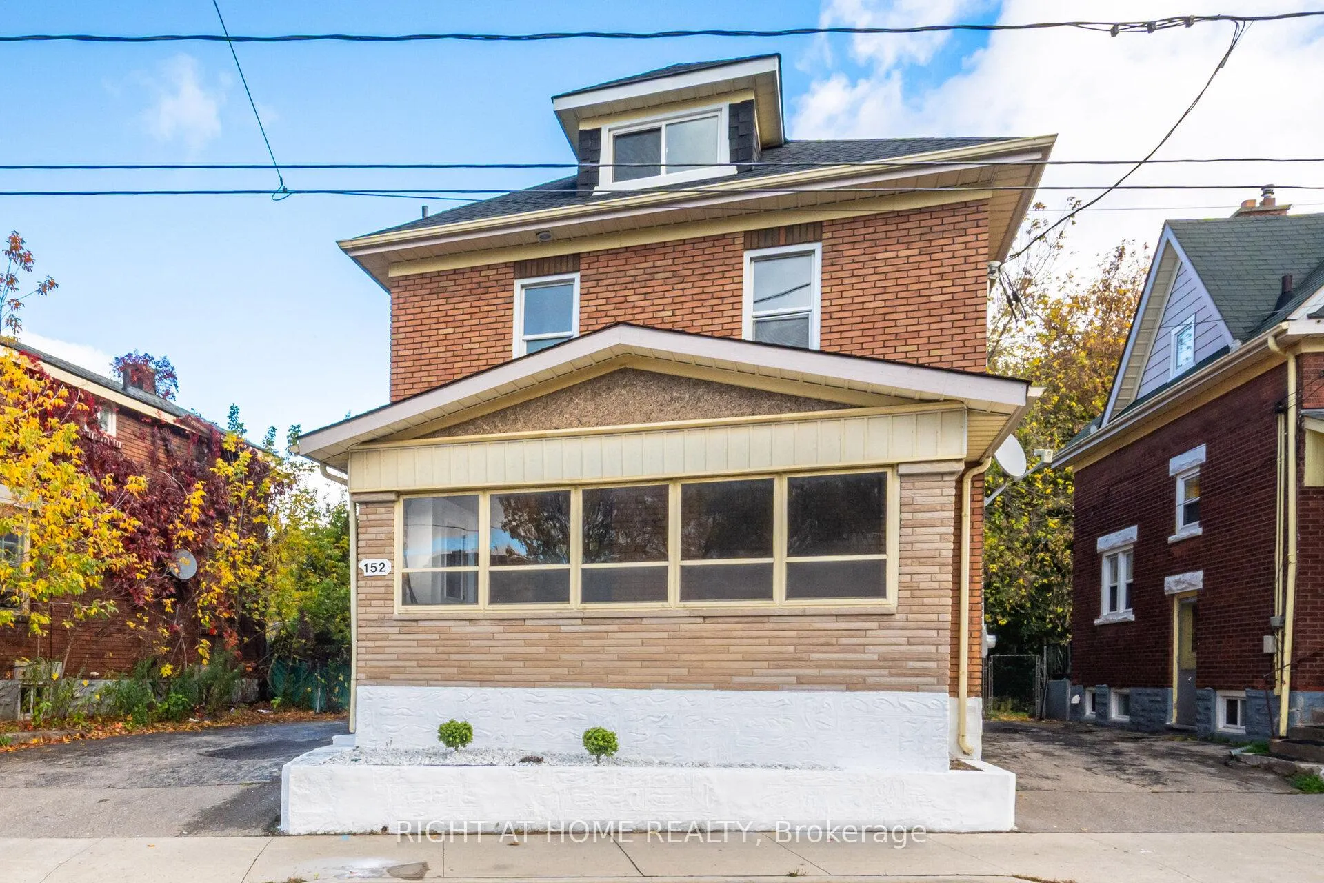 Photo 1 of 152 Weber Street E, Kitchener — HOMEH