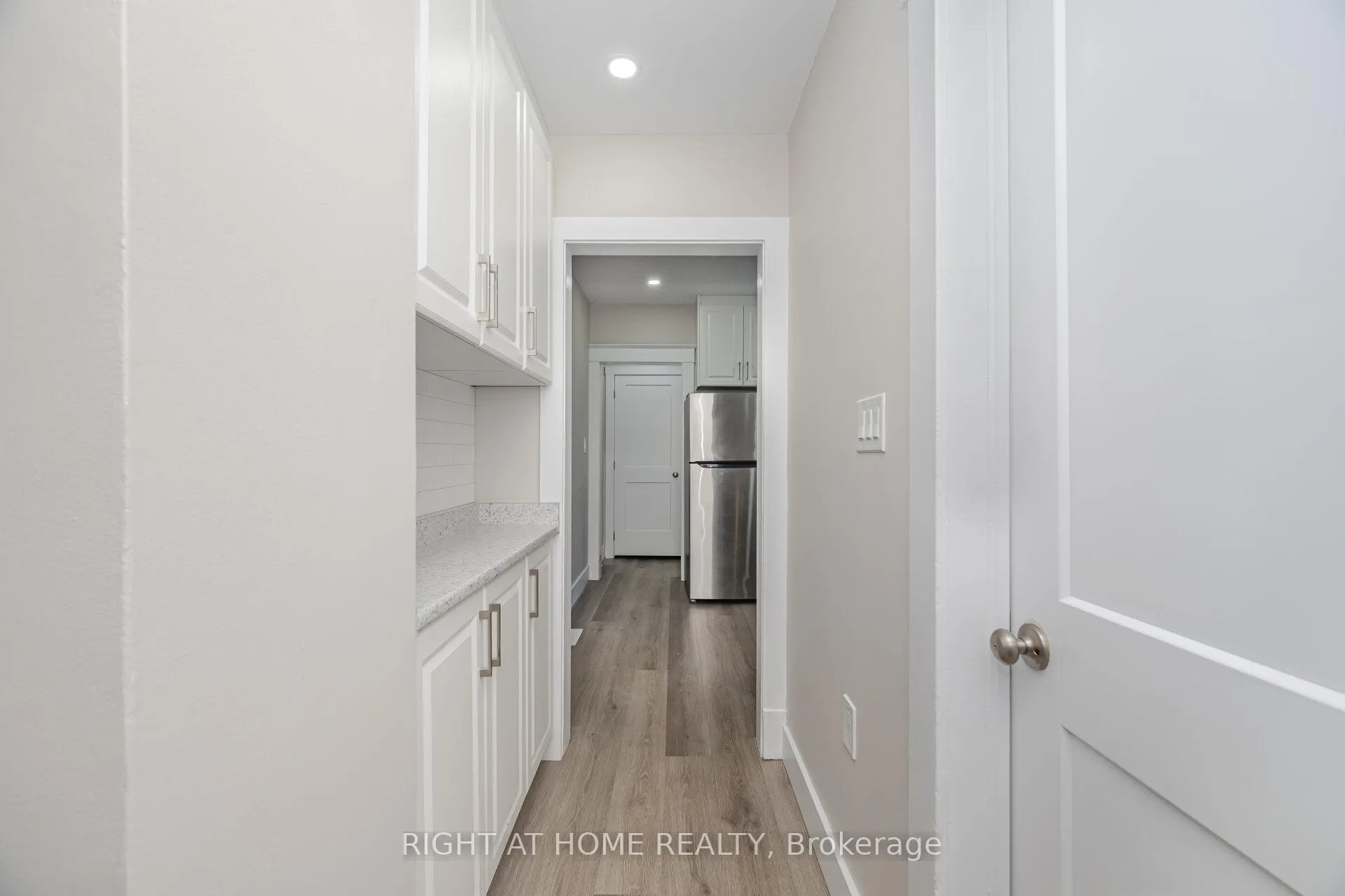 Photo 22 of 152 Weber Street E, Kitchener — HOMEH