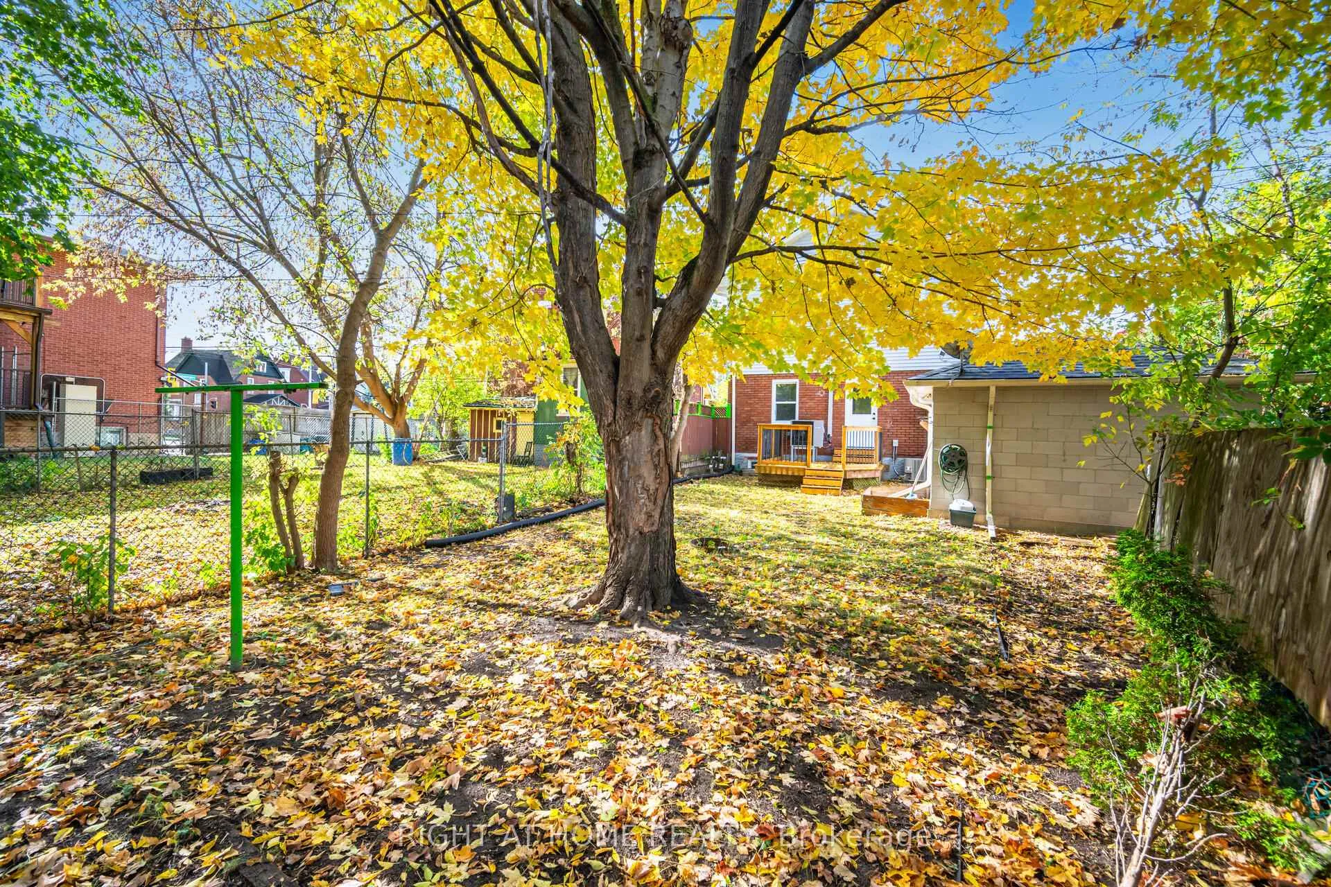 Photo 38 of 152 Weber Street E, Kitchener — HOMEH