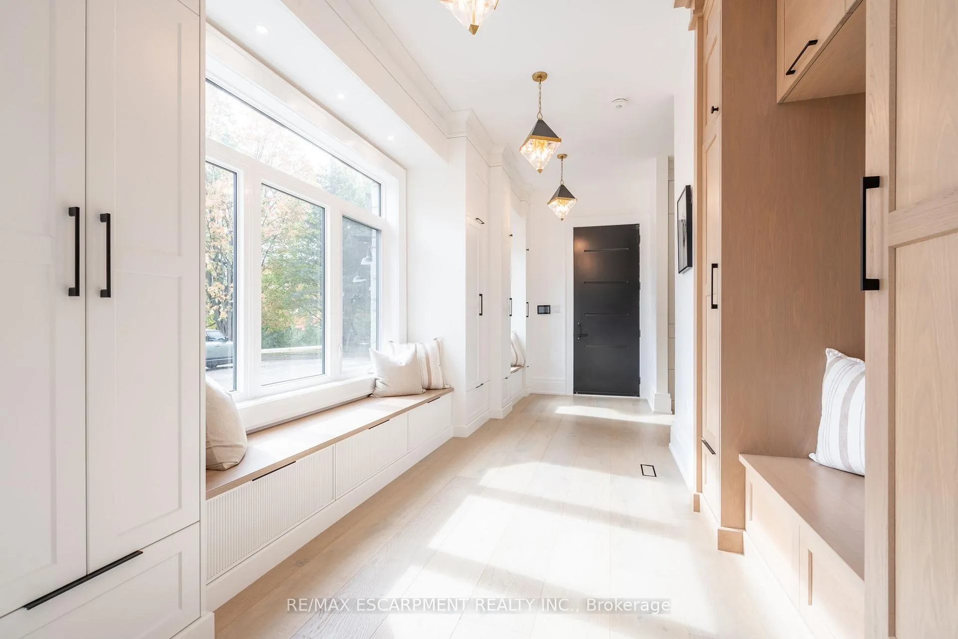 Photo 5 of 1131 Concession 6 W, Hamilton, Rural Flamborough — HOMEH