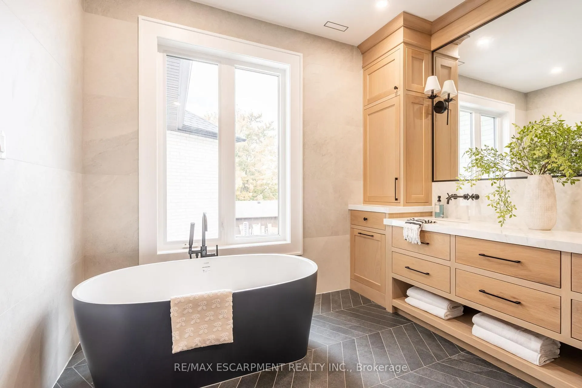 Photo 30 of 1131 Concession 6 W, Hamilton, Rural Flamborough — HOMEH