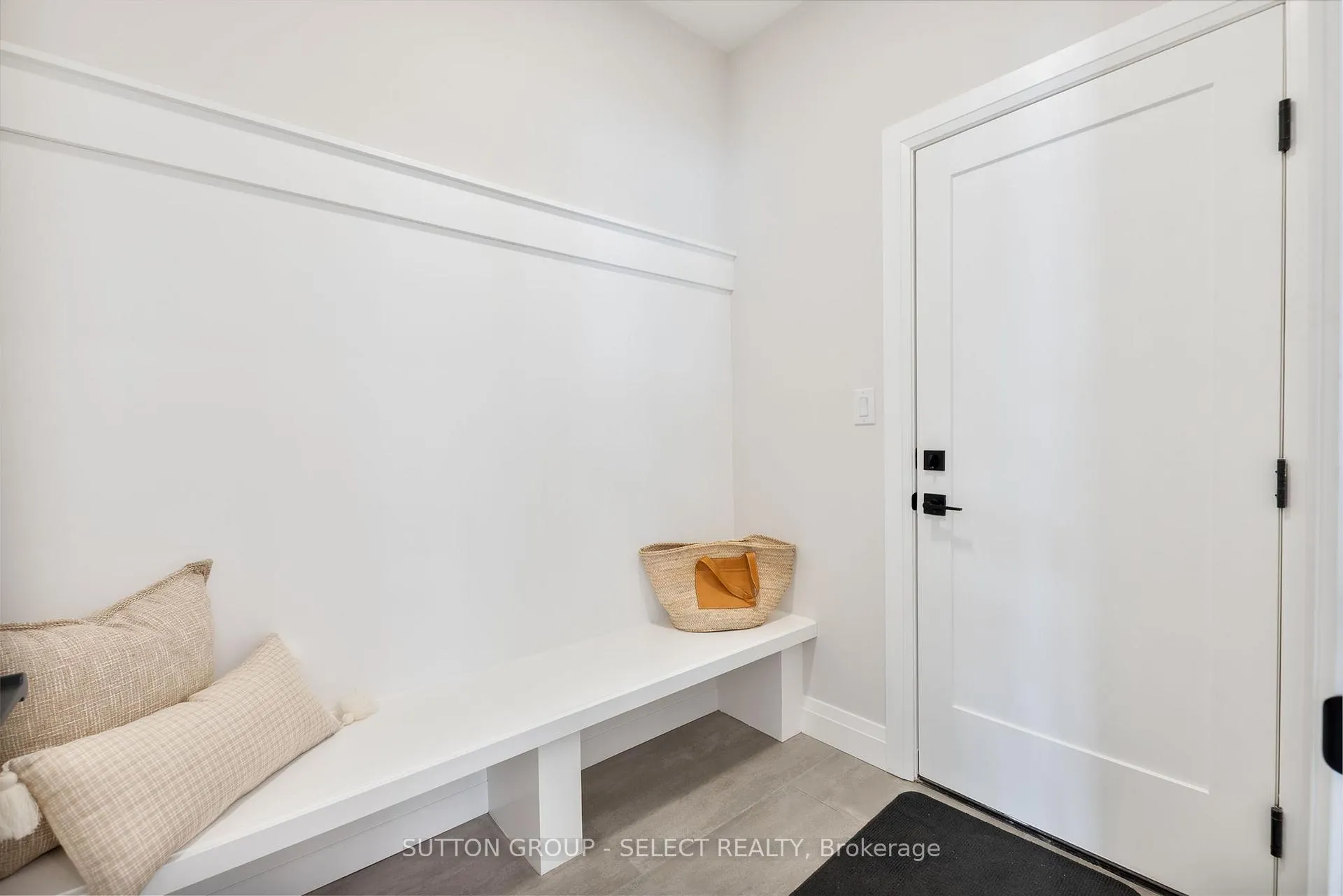 Photo 16 of 28 Lucas Road, St. Thomas — HOMEH