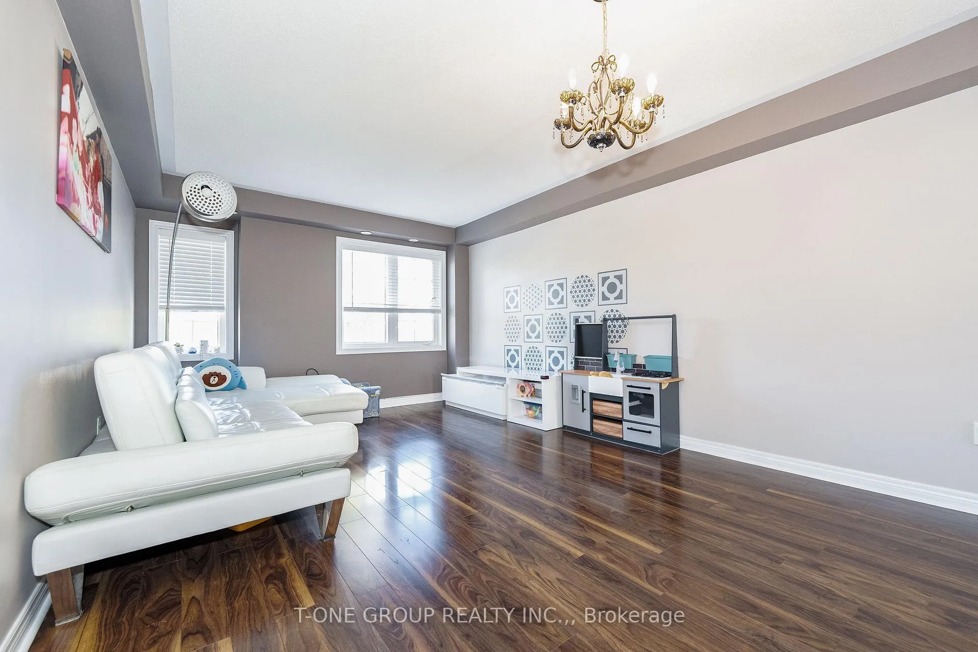 Photo 14 of 2493 Bur Oak Avenue, Markham, Cornell — HOMEH