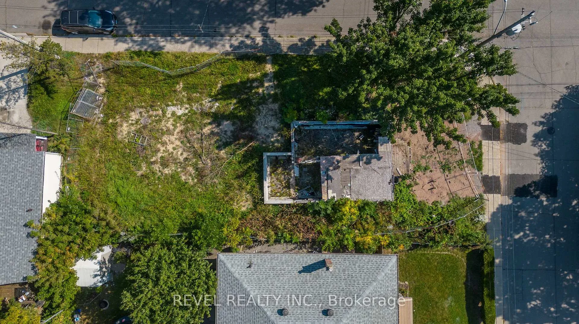 Photo 12 of 213 Grace Avenue, Hamilton, Parkview — HOMEH