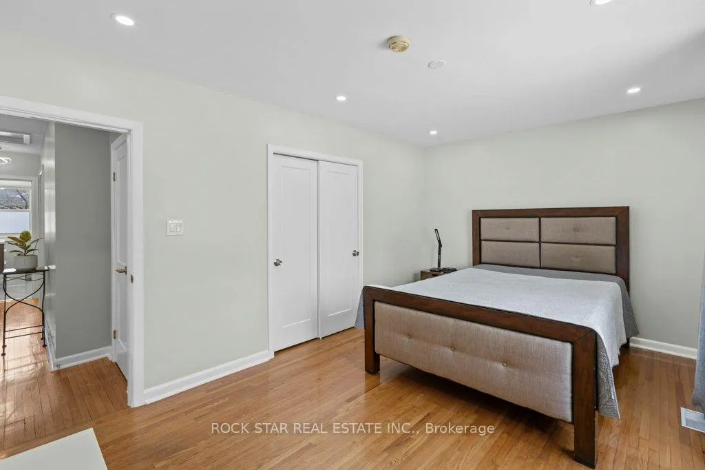 Photo 13 of 59 Kings Forest Drive, Hamilton, Huntington — HOMEH