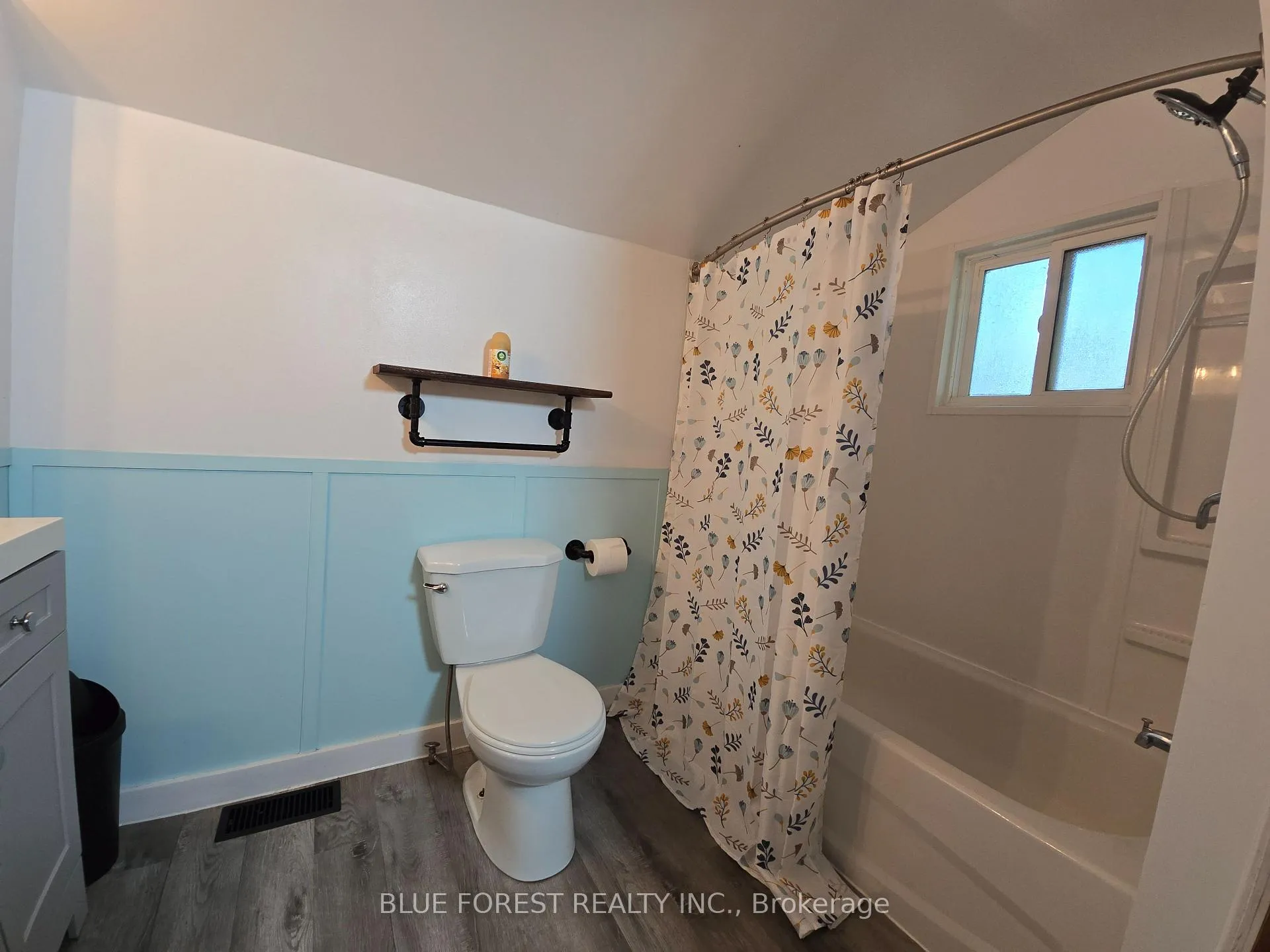 Photo 7 of 138 Centre Street, West Elgin, Rodney — HOMEH