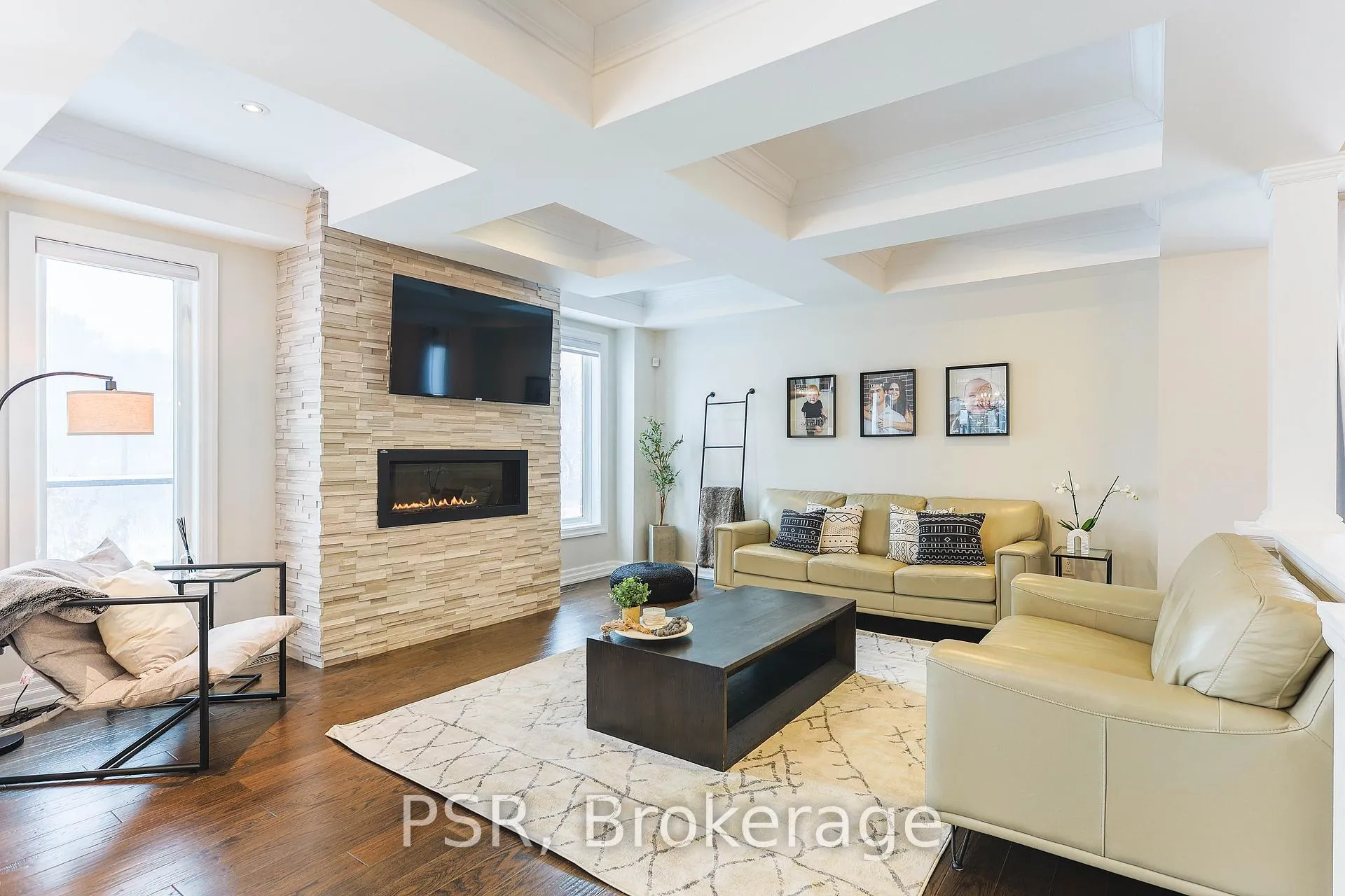 Photo 8 of 36 Scanlon Place, Hamilton, Ancaster — HOMEH
