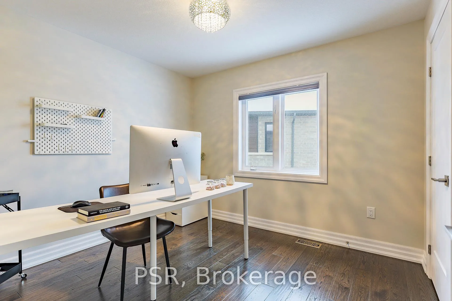 Photo 23 of 36 Scanlon Place, Hamilton, Ancaster — HOMEH
