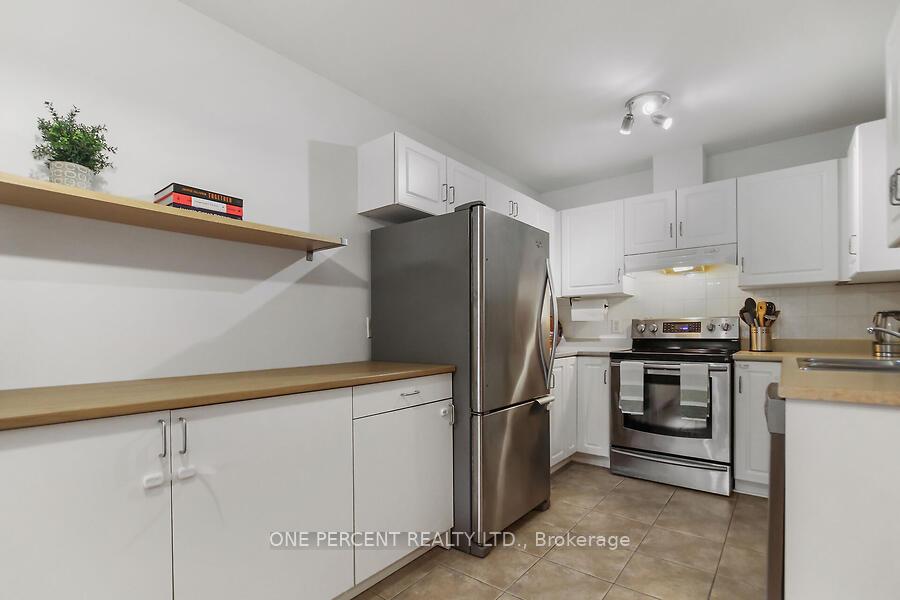 Photo 4 of 44 Fieldberry, Ottawa, Barrhaven - Stonebridge — HOMEH
