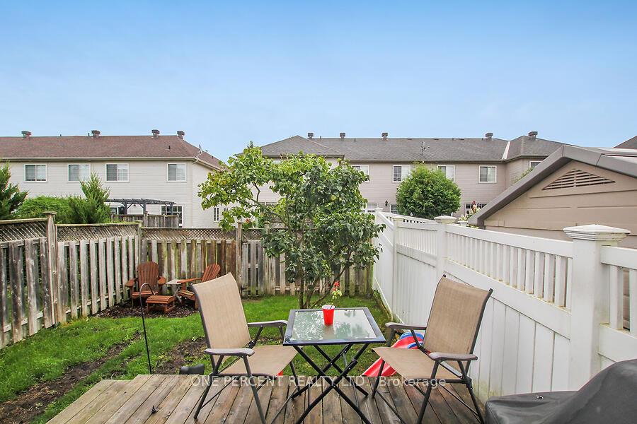 Photo 25 of 44 Fieldberry, Ottawa, Barrhaven - Stonebridge — HOMEH