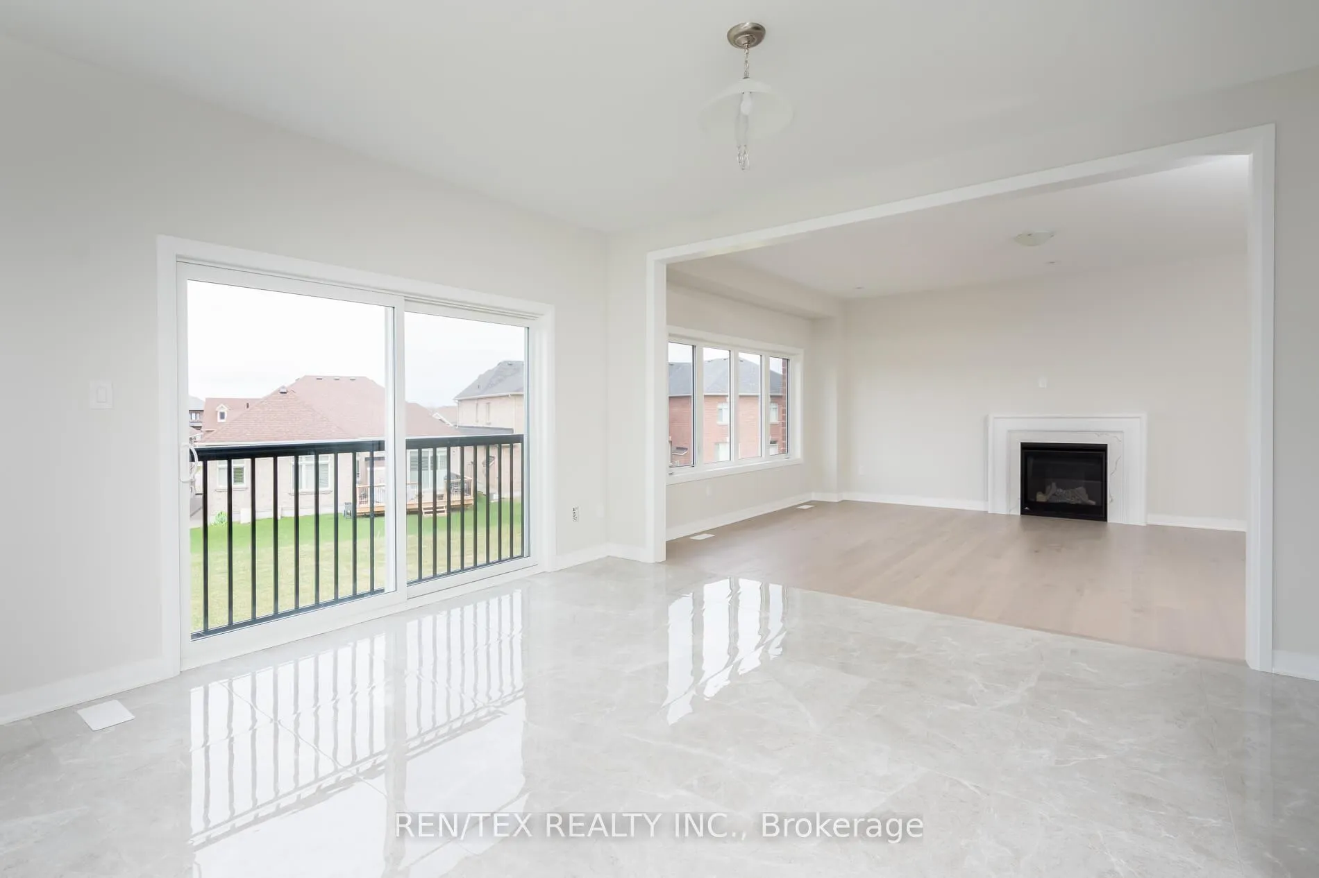 Photo 19 of 1723 Corsal Court, Innisfil, Rural Innisfil — HOMEH