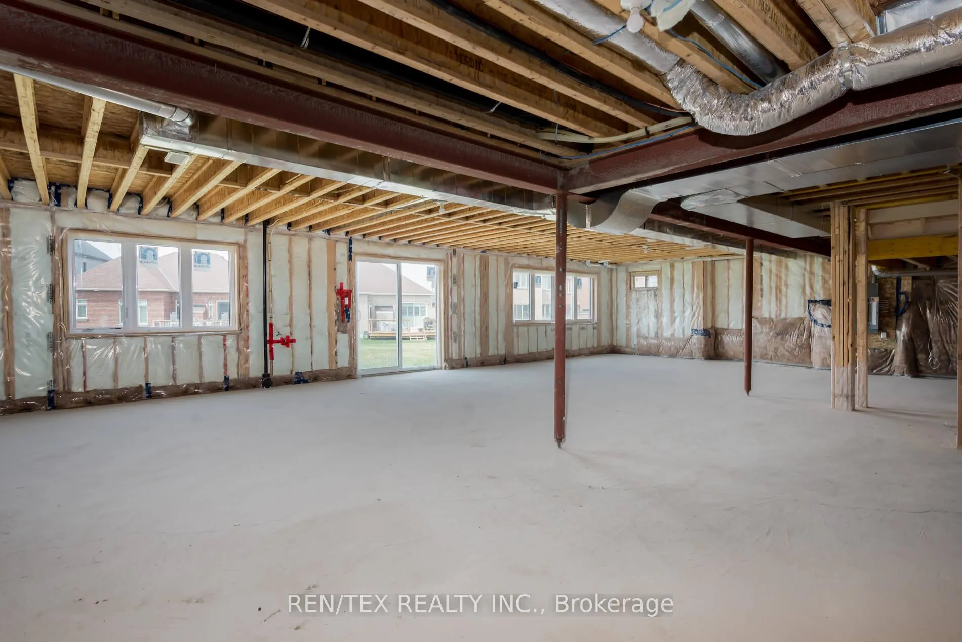 Photo 39 of 1723 Corsal Court, Innisfil, Rural Innisfil — HOMEH