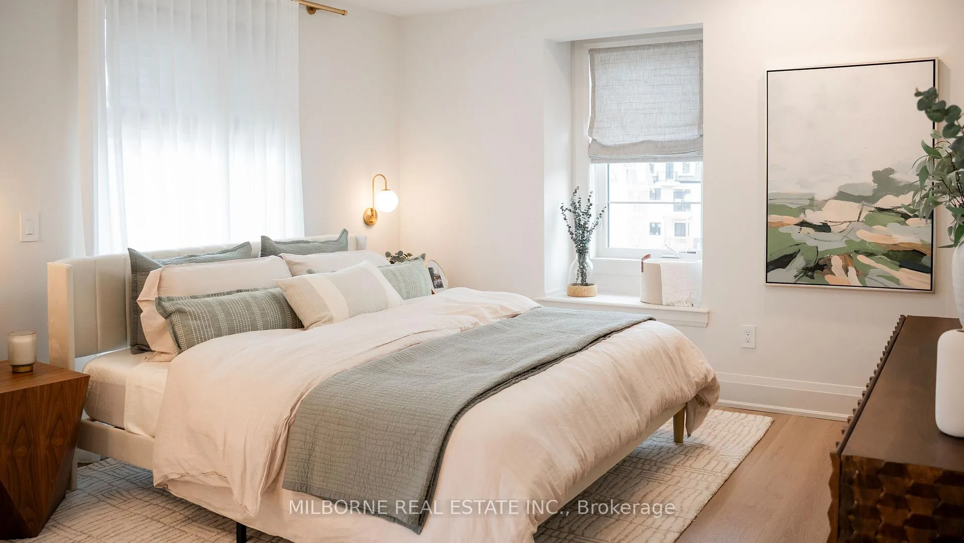 Photo 5 of 50 Fred Beaton Place, King, King City — HOMEH