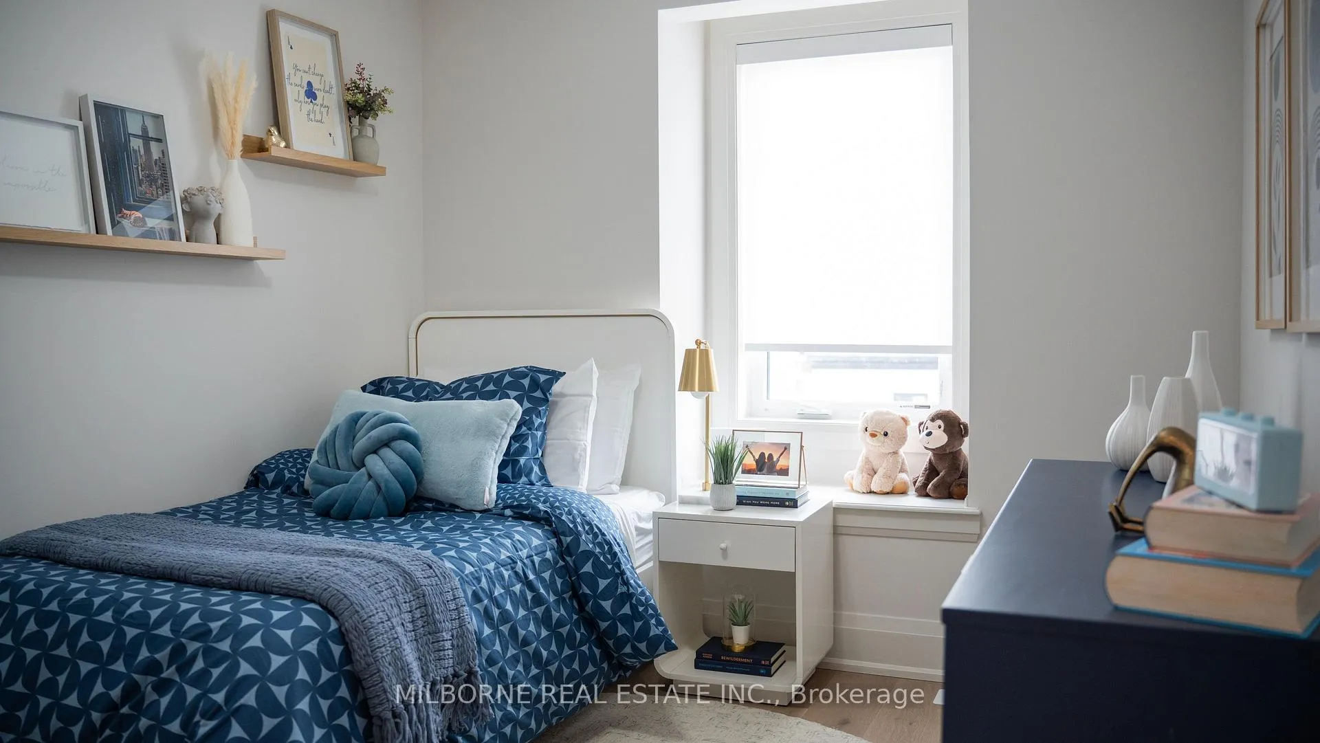 Photo 8 of 50 Fred Beaton Place, King, King City — HOMEH