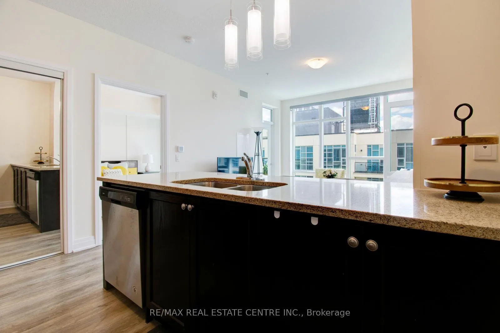 Photo 12 of Unit 535, 16 Concord Place, Grimsby, Grimsby Beach — HOMEH