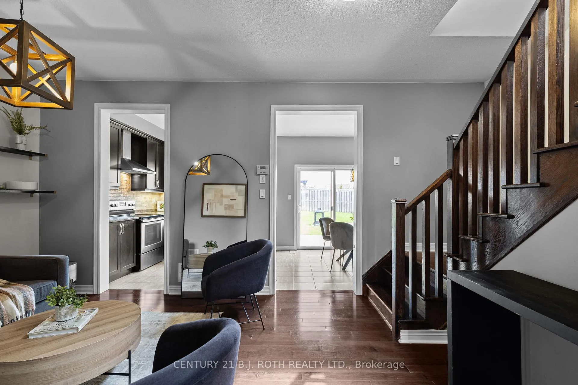 Photo 9 of 33 Snelgrove Crescent, Barrie, Sunnidale — HOMEH