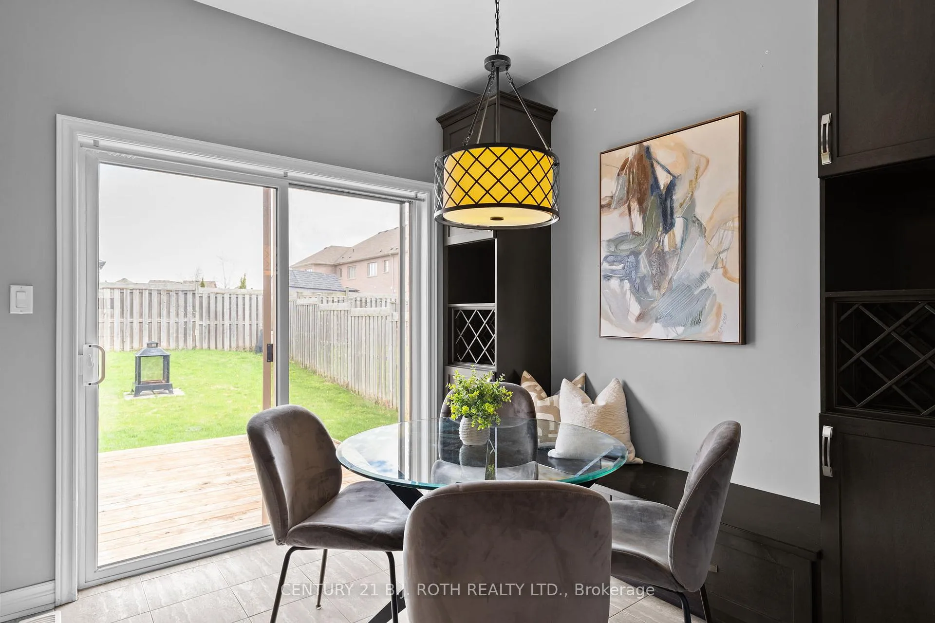 Photo 14 of 33 Snelgrove Crescent, Barrie, Sunnidale — HOMEH