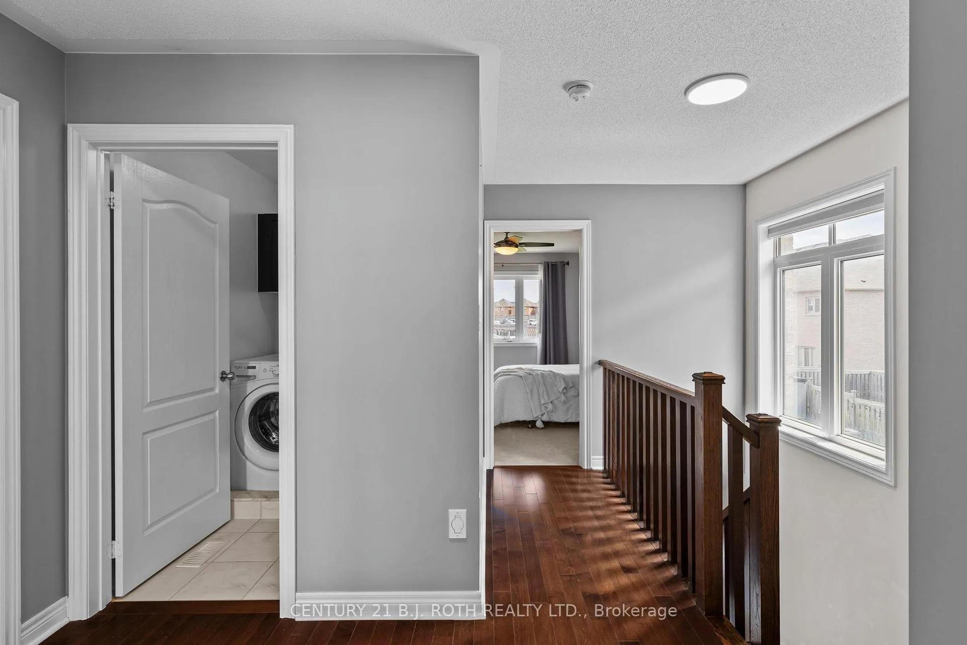 Photo 15 of 33 Snelgrove Crescent, Barrie, Sunnidale — HOMEH