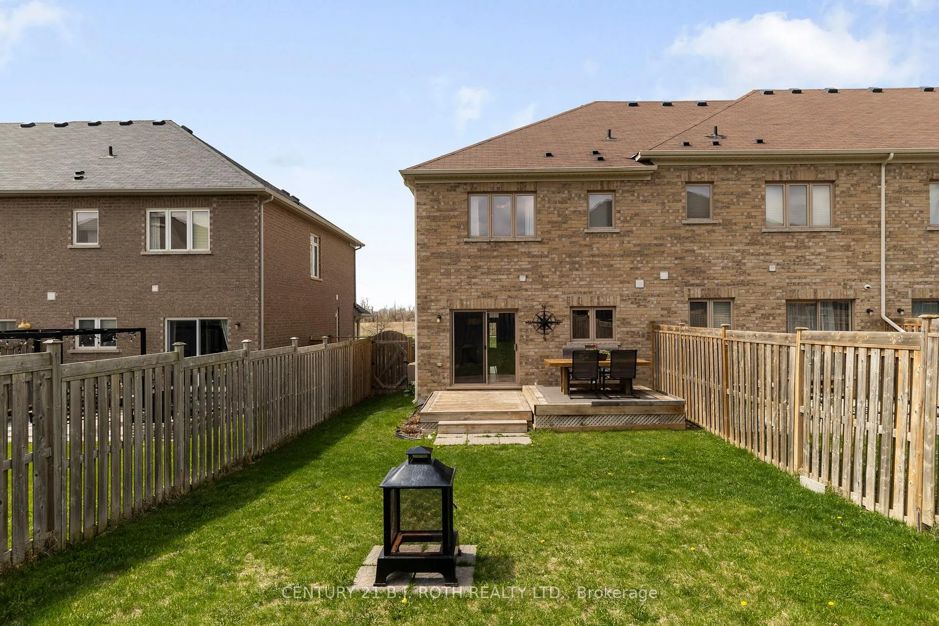 Photo 28 of 33 Snelgrove Crescent, Barrie, Sunnidale — HOMEH