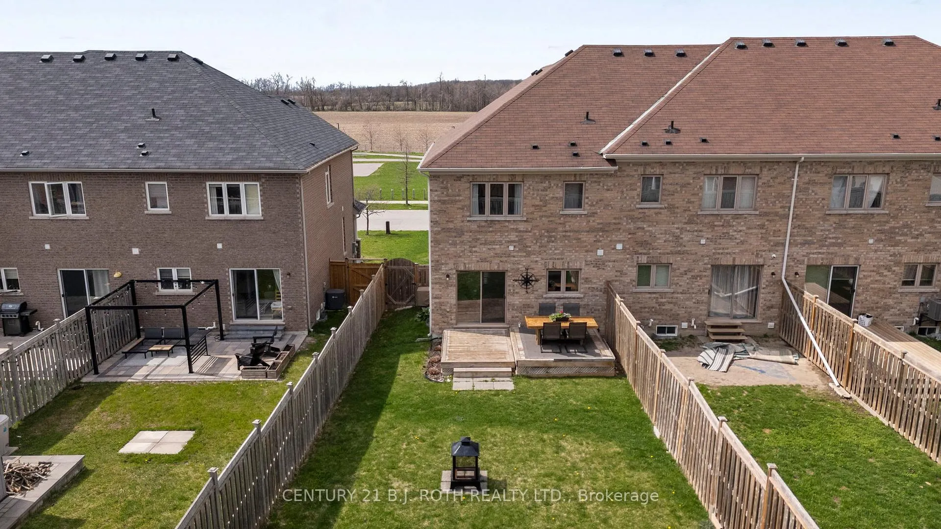 Photo 31 of 33 Snelgrove Crescent, Barrie, Sunnidale — HOMEH