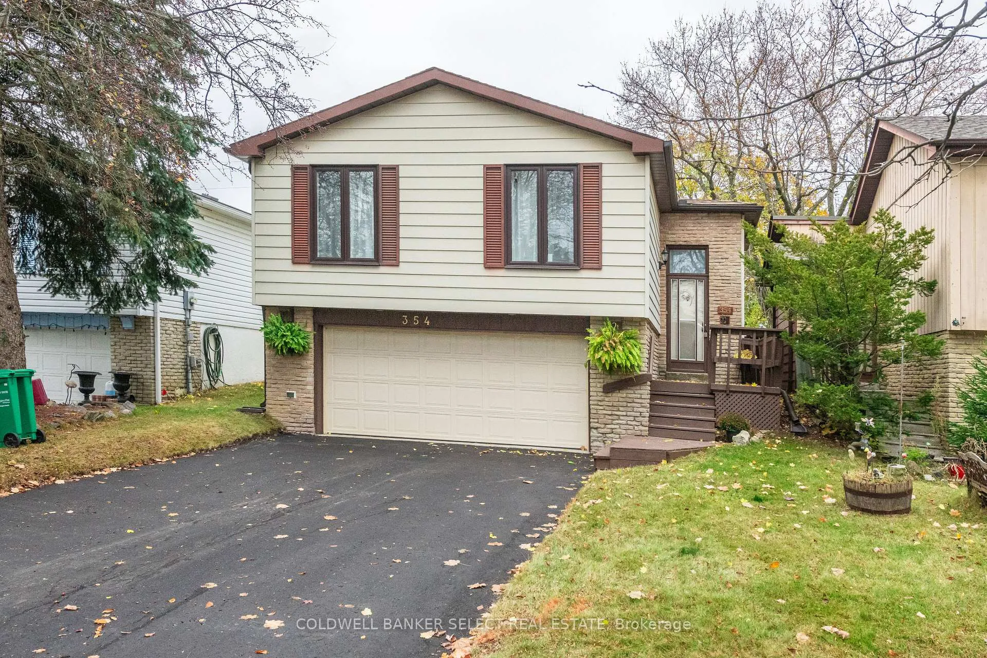Photo 1 of 354 Whitehead Crescent, Caledon, Bolton North — HOMEH