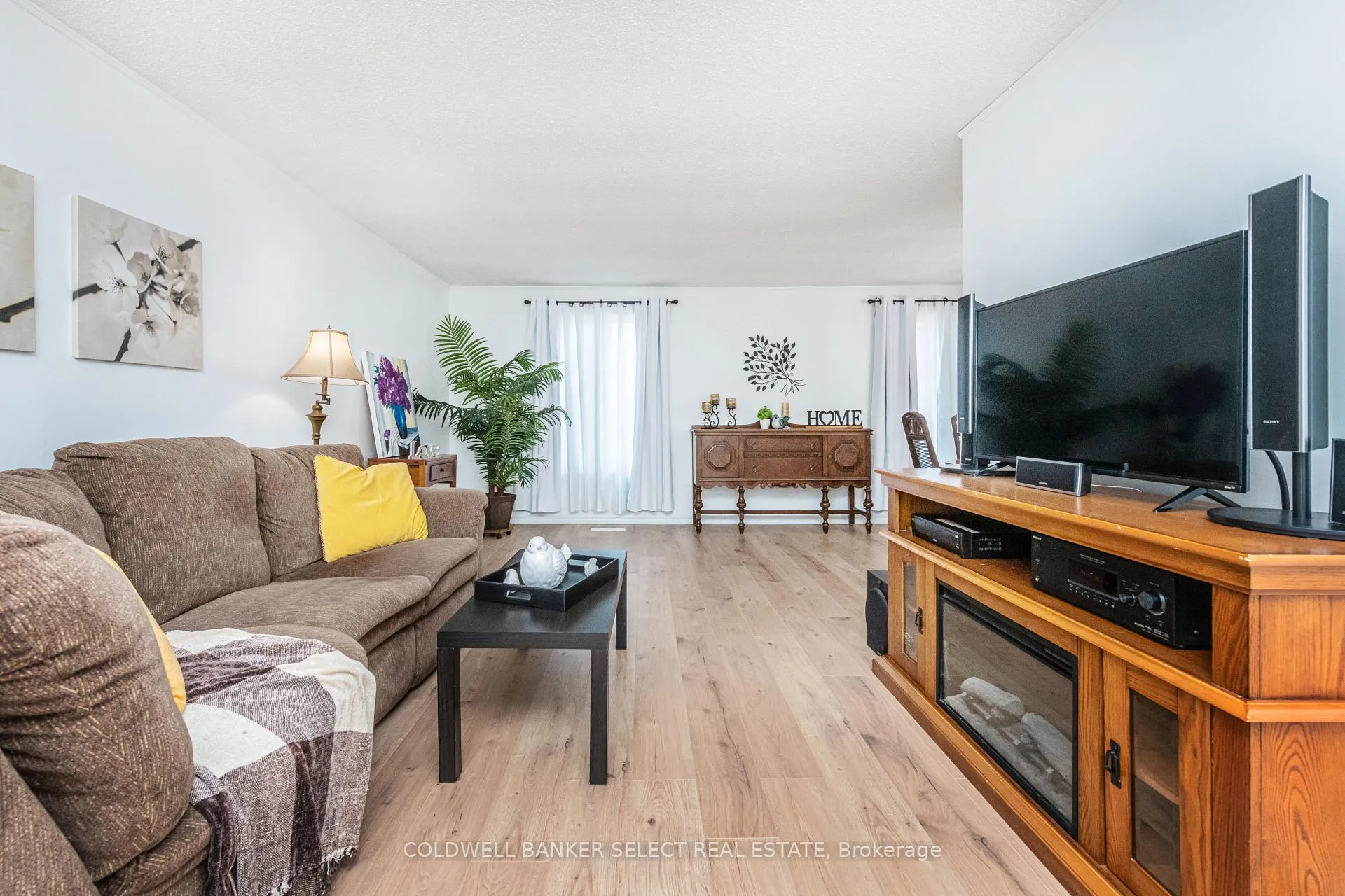 Photo 7 of 354 Whitehead Crescent, Caledon, Bolton North — HOMEH