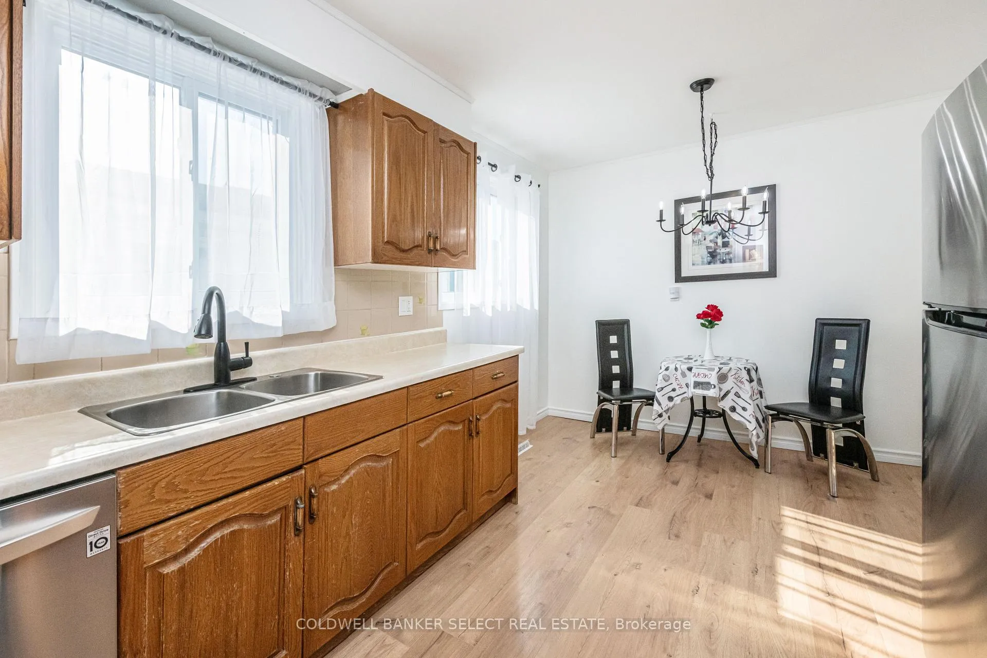Photo 16 of 354 Whitehead Crescent, Caledon, Bolton North — HOMEH