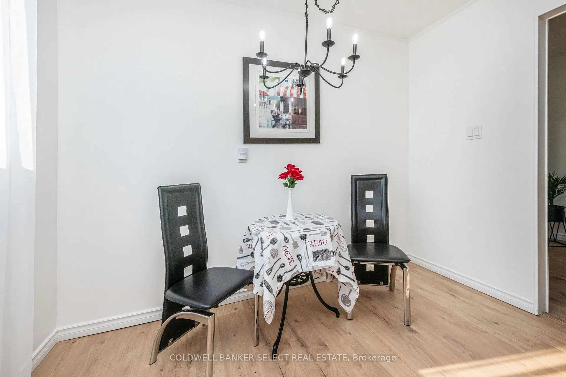 Photo 18 of 354 Whitehead Crescent, Caledon, Bolton North — HOMEH