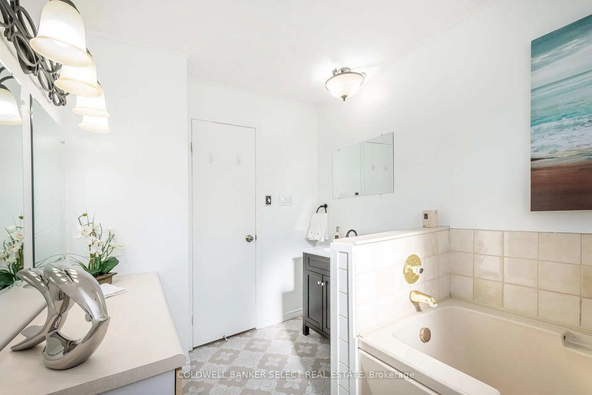 Photo 22 of 354 Whitehead Crescent, Caledon, Bolton North — HOMEH